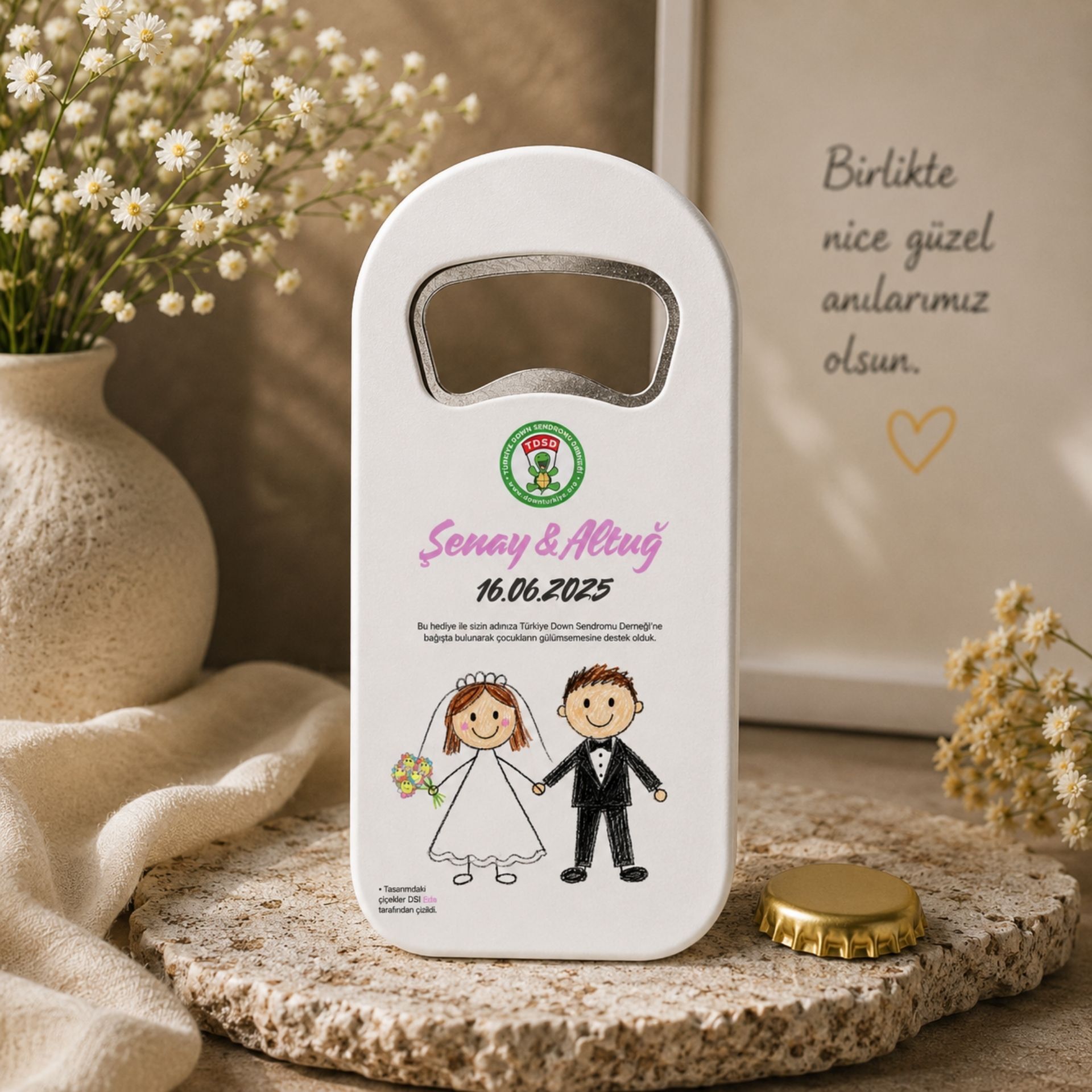 Dikey Şişe Açacaklı Buzdolabı Magneti – Nikah Hediyeliği (DK10)